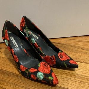 Flowered heels